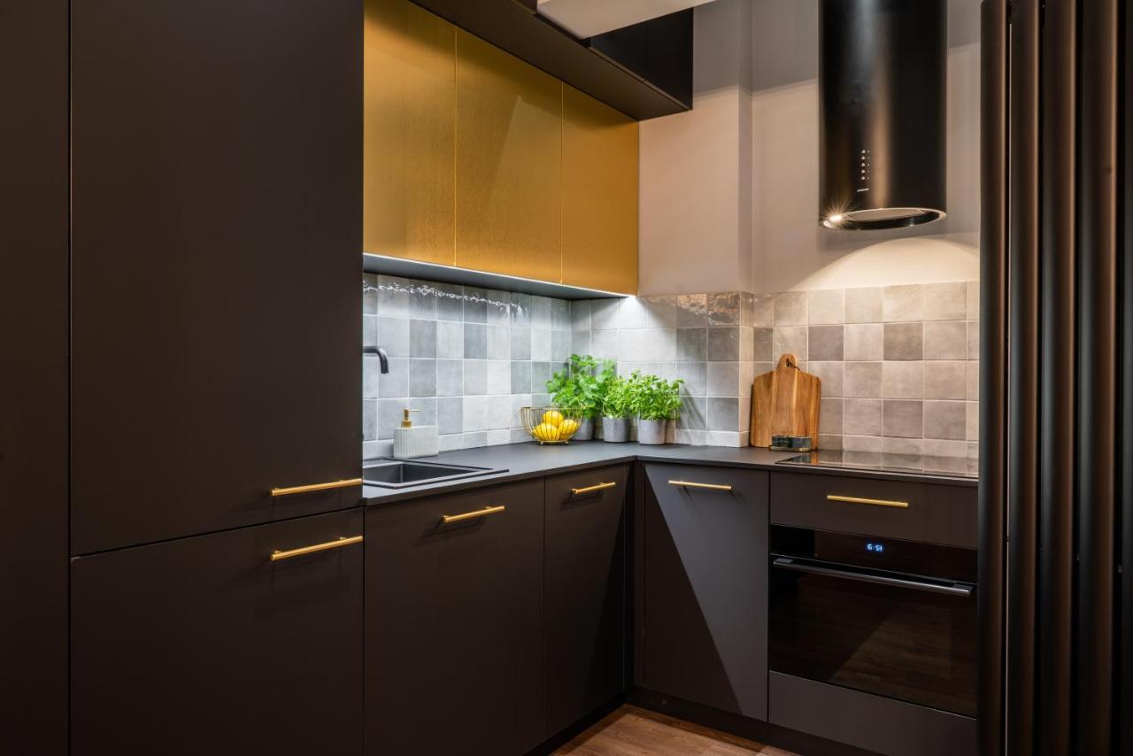 Choya Apartments Познан Екстериор снимка