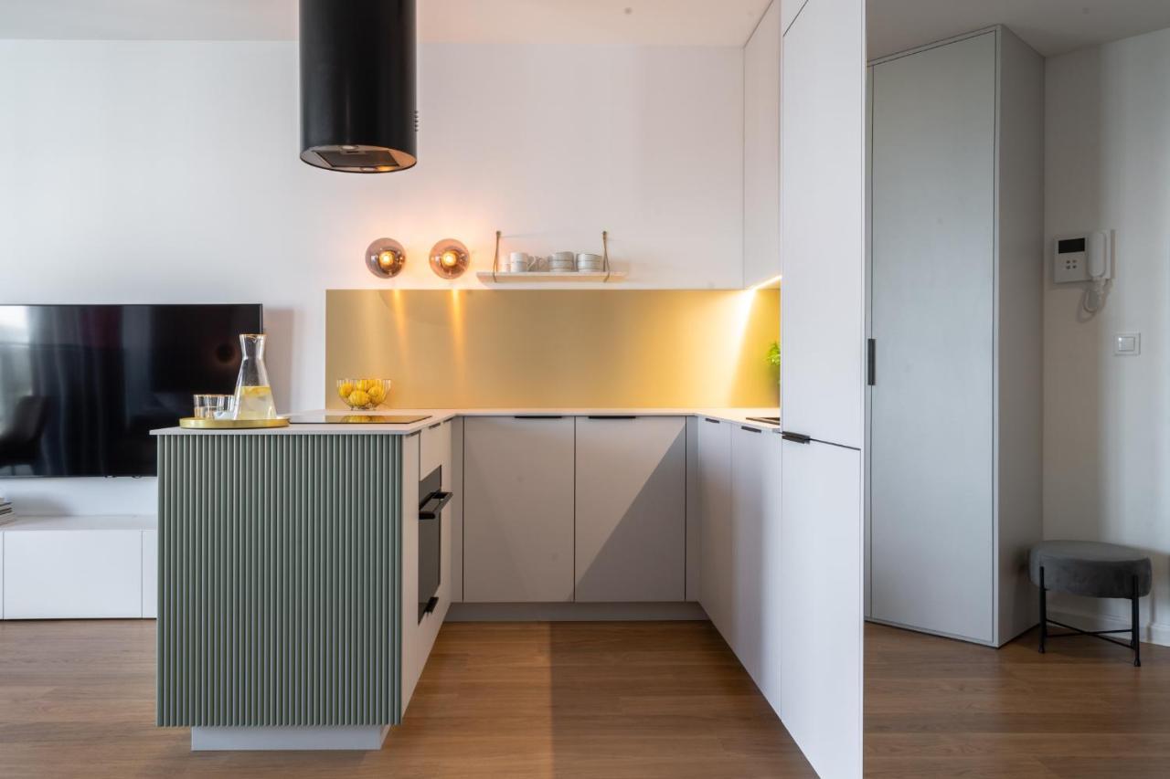 Choya Apartments Познан Екстериор снимка